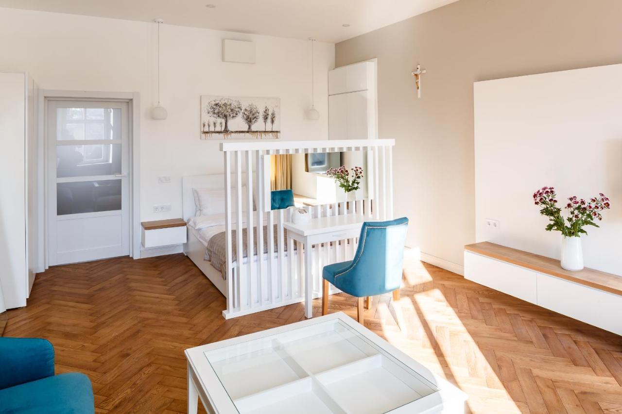 Palace view apartments - 24 Kopernyka str. Lwów Zewnętrze zdjęcie
