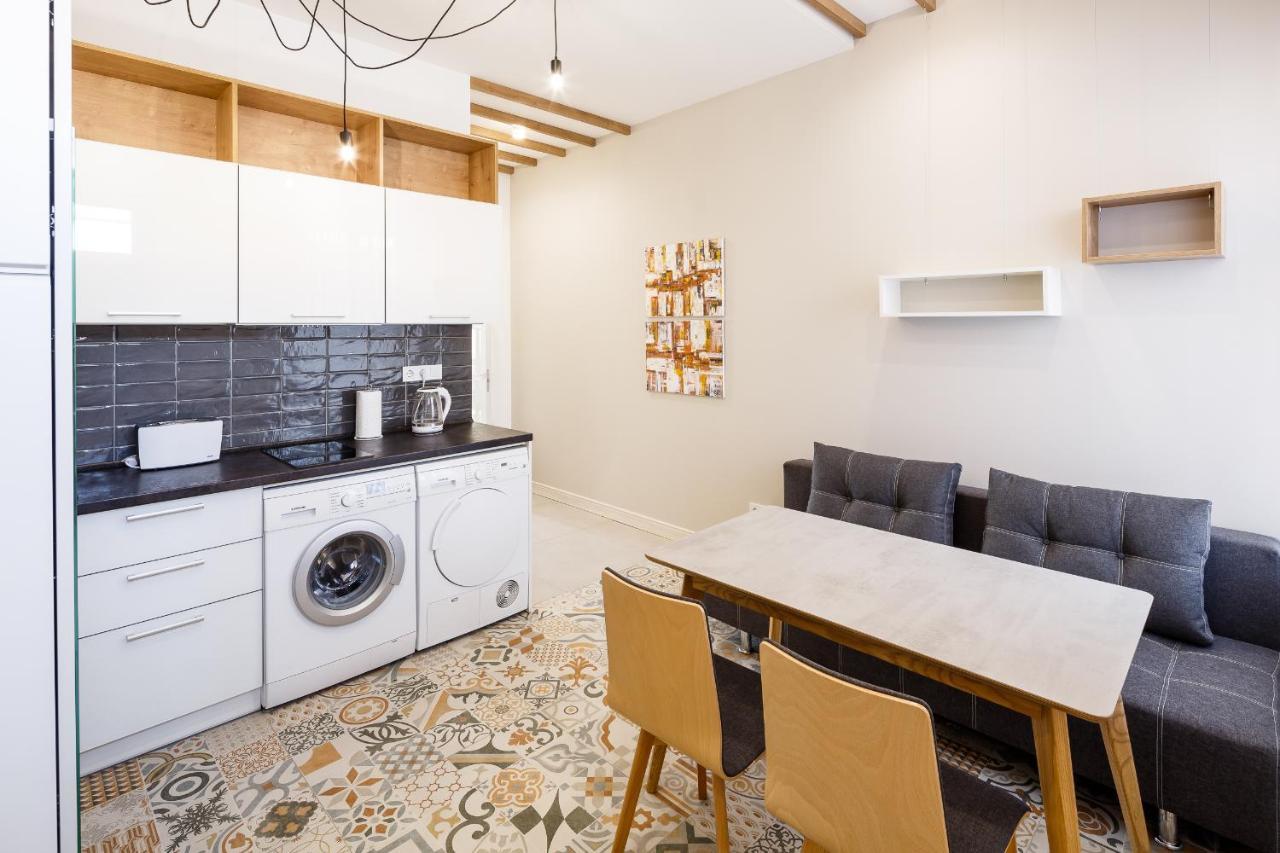 Palace view apartments - 24 Kopernyka str. Lwów Zewnętrze zdjęcie